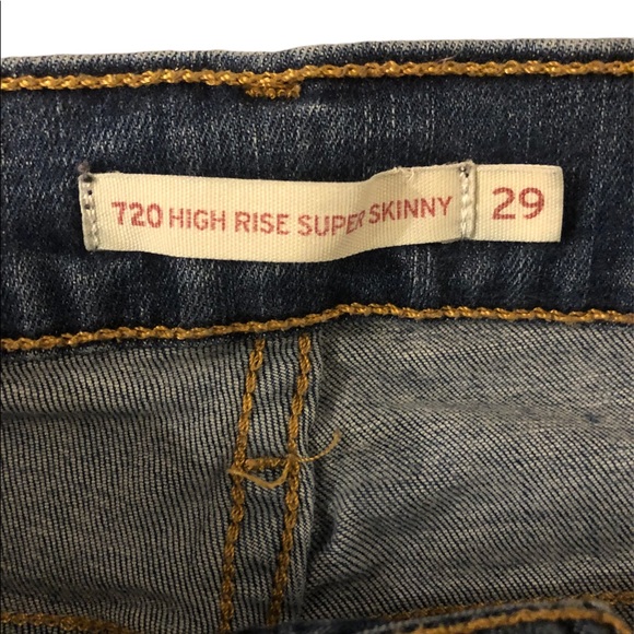 Levi high rise super skinny jeans. Size 29. - Picture 2 of 5